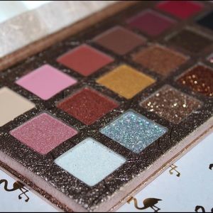 Eyeshadow palette